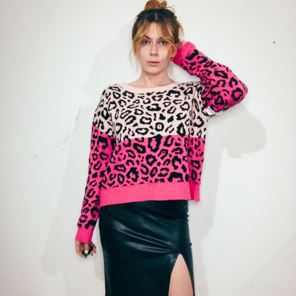 Colorblock cheetah sweater